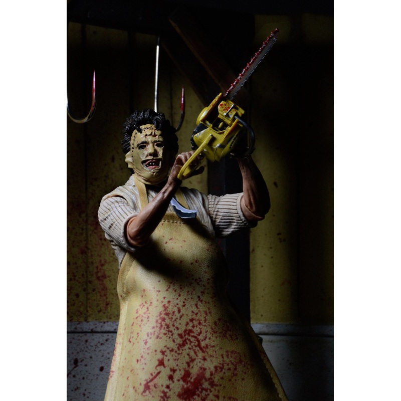 Texas Chainsaw Massacre – Ultimate Leatherface 7″ Scale Action Figure