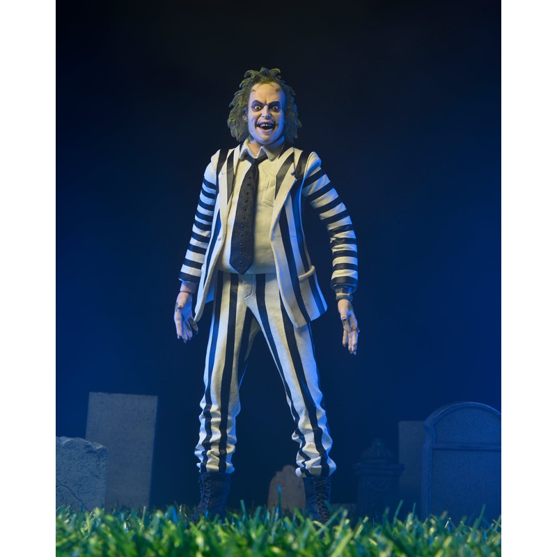 Beetlejuice (1988) – Black and White Striped Suit Beetlejuice 7″ Scale Action Figure