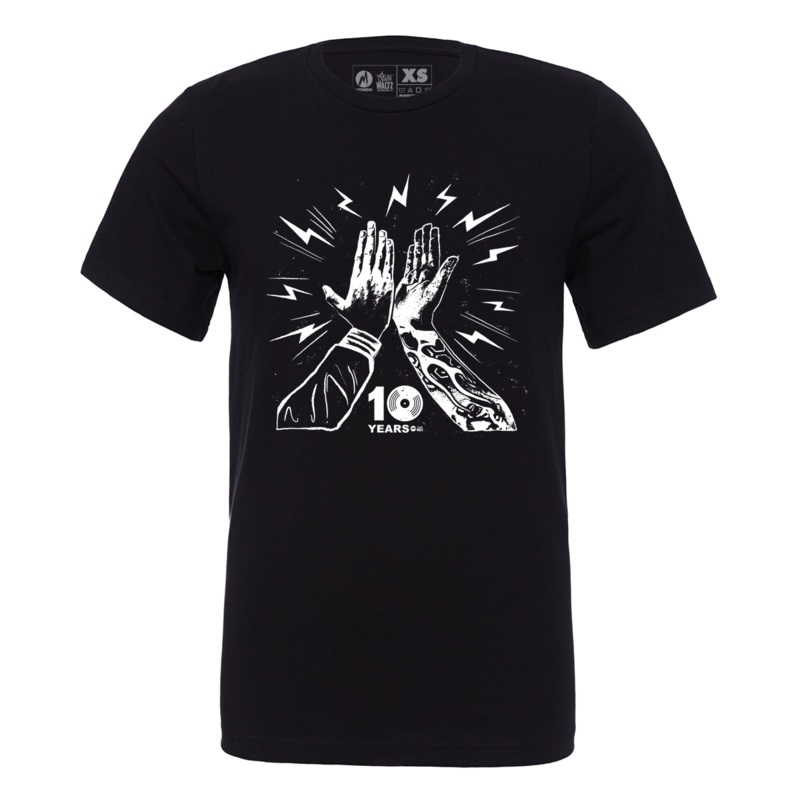 Mondo x Death Waltz Hi Five T-Shirt XS