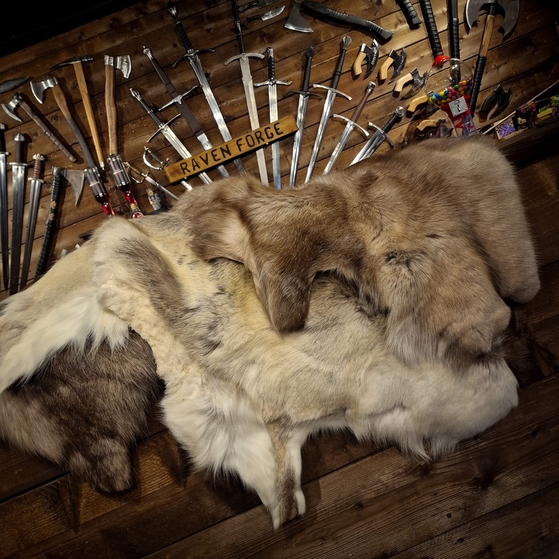 XL Reindeer Fur Hide – Seconds