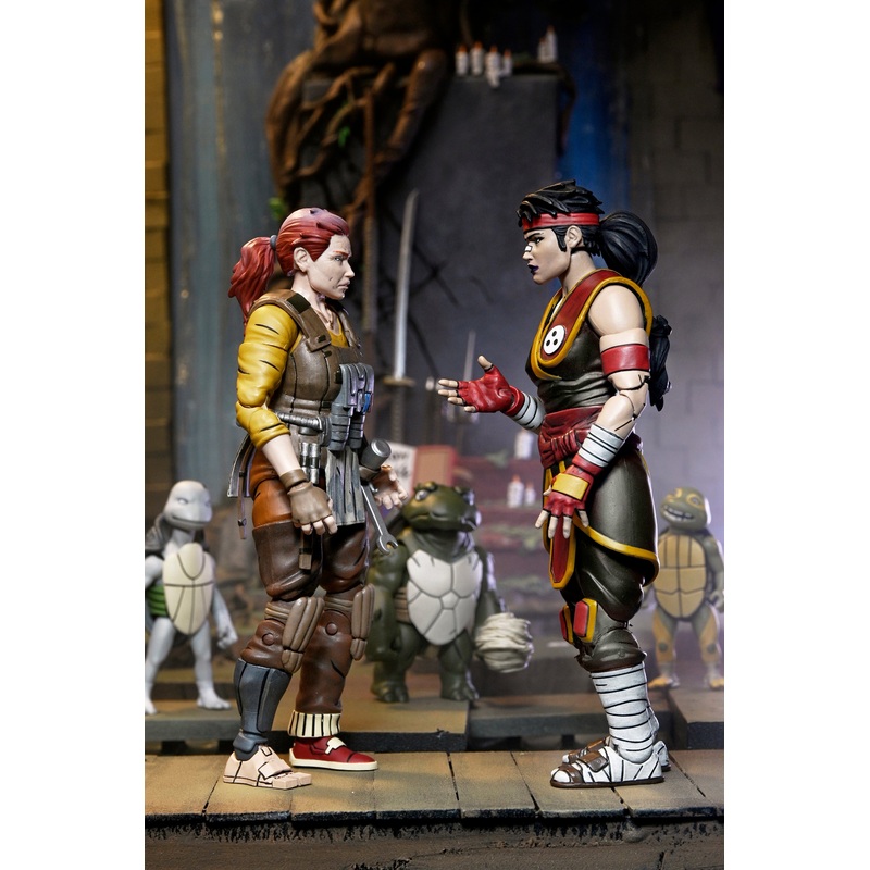 Teenage Mutant Ninja Turtles (The Last Ronin – The Lost Years) – Grammy April and Ultimate Casey Marie with Baby Turtles Yi, Moja, Odyn & Uno Action Figure Bundle