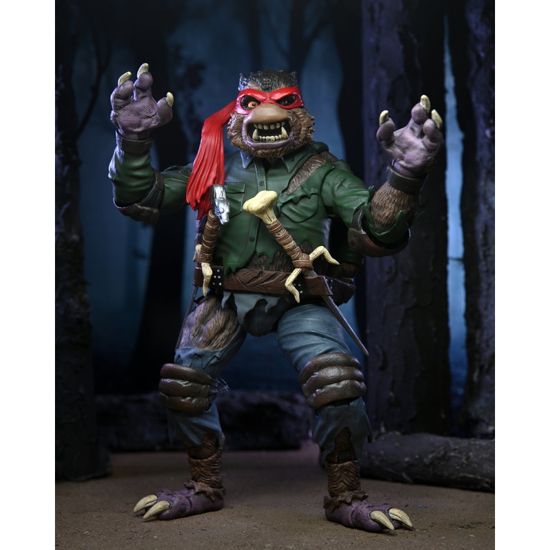Universal Monsters x Teenage Mutant Ninja Turtles  Ultimate Raphael as the Wolf Man 7 Scale Action Figure